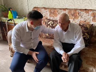Александр Бондаренко оказал поддержку ветерану в получении медицинской услуги